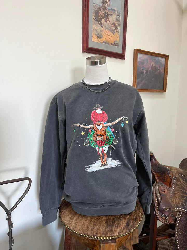 Santa Longhorn Crewneck-Pepper
