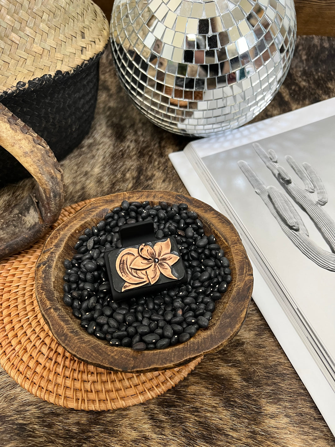Small Floral Hand Tooled Hair Clip{3 Colors}
