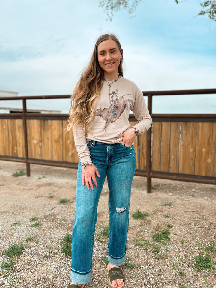 Ride Em' Bully Pullover