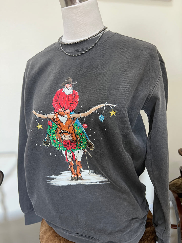 Santa Longhorn Crewneck-Pepper