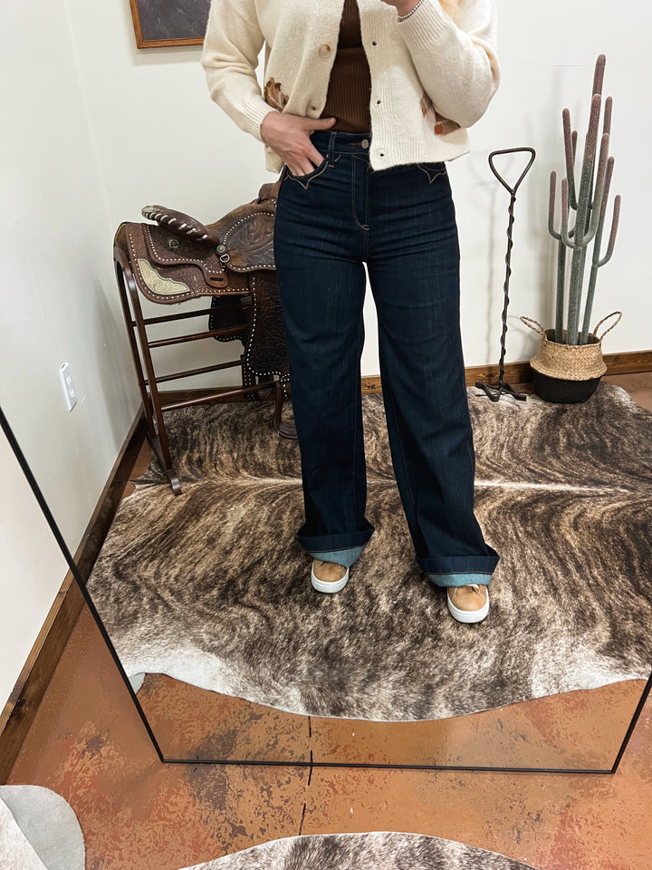 Ariat: Veronica Wide Leg Jeans HR