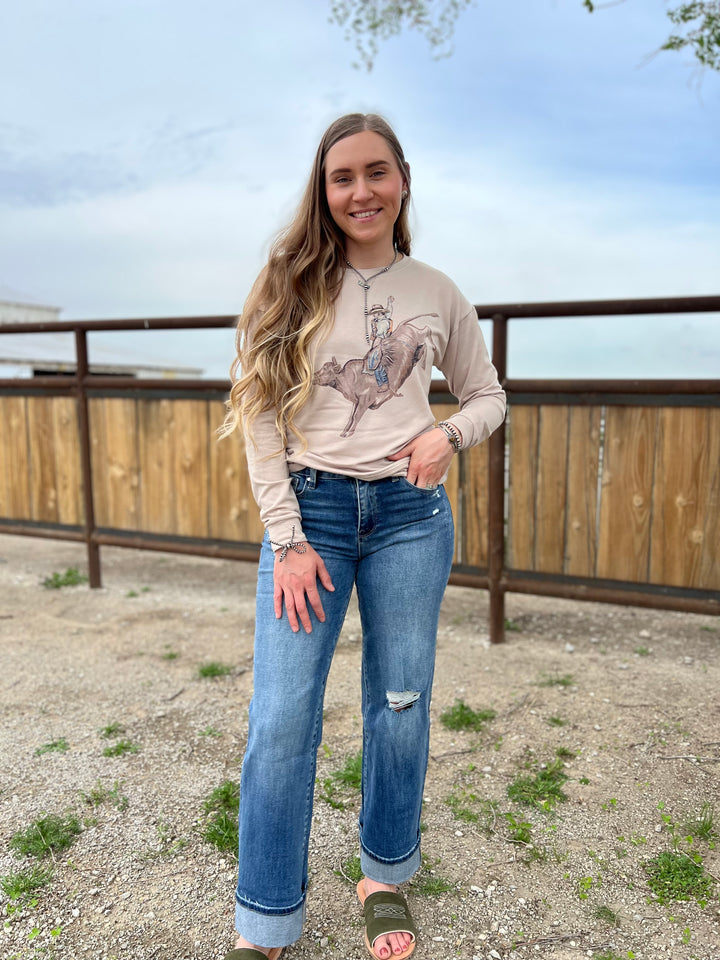 Ride Em' Bully Pullover