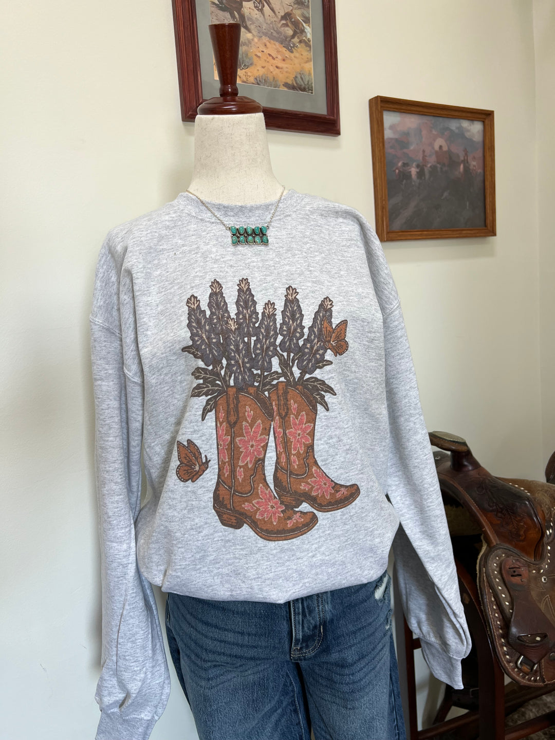 Texas Bloomin Boots Crewneck