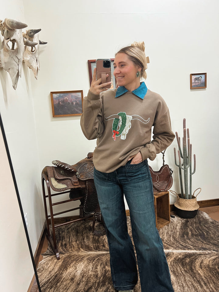Longhorn Christmas Skull Crewneck