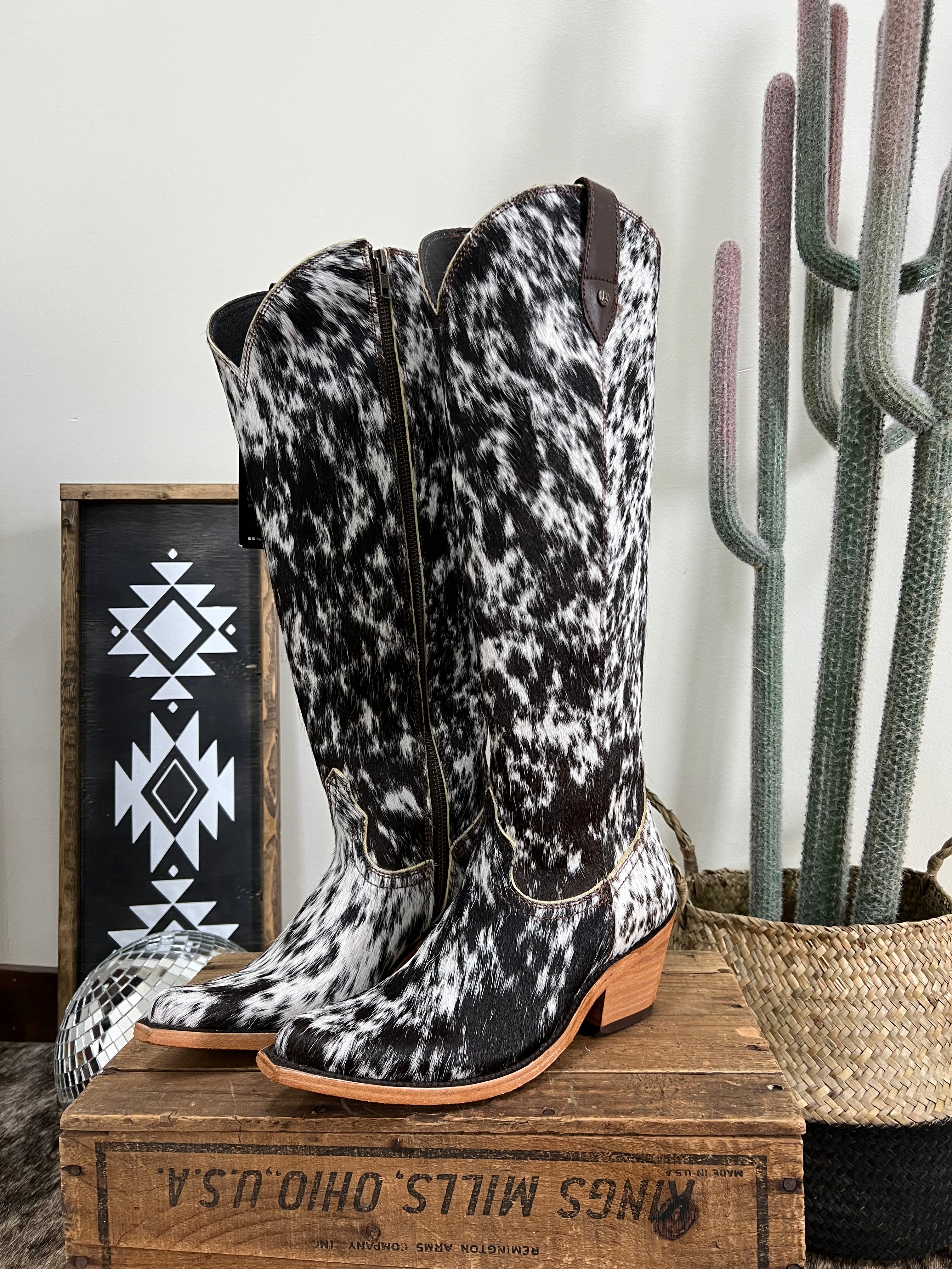 Granizo Cafe' Liberty Black Boots-RESTOCK – Lost Creek