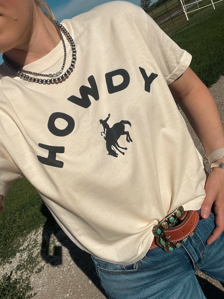 Howdy Bronc Box Tee{2 Colors}
