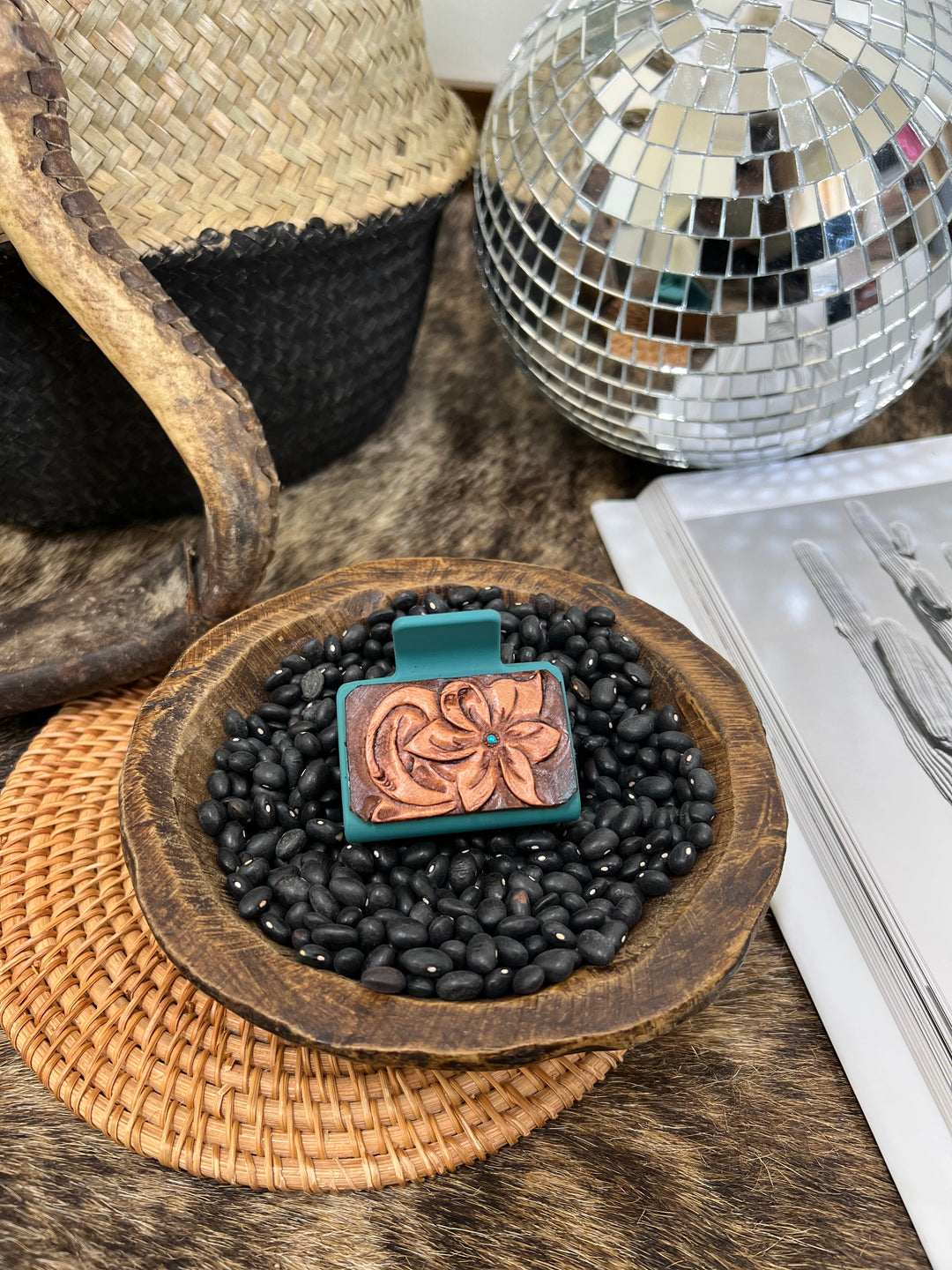 Small Floral Hand Tooled Hair Clip{3 Colors}