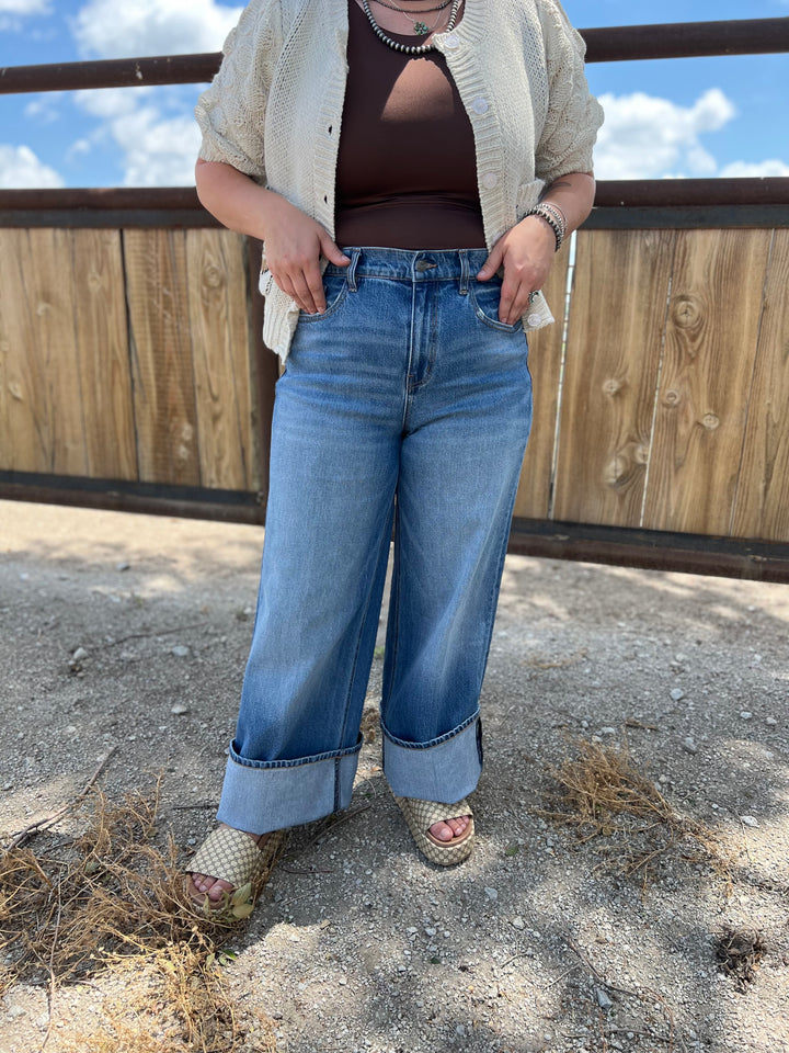 Ariat: Jazmine Wide Leg Jeans