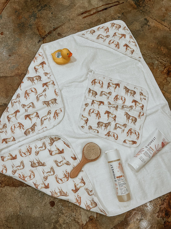 Wild Horses Towel + Washcloth Set