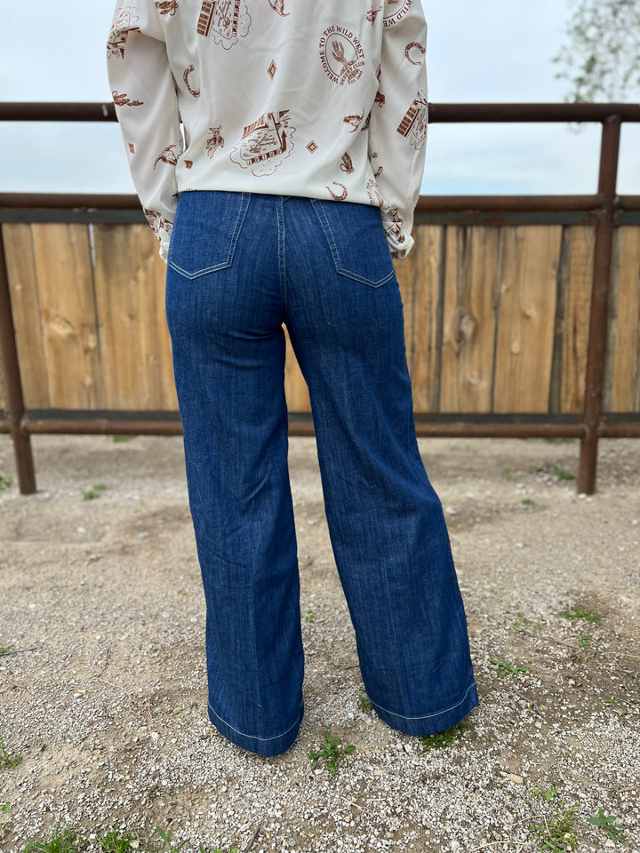 Ariat: Westie Yoke Wide Leg Jeans