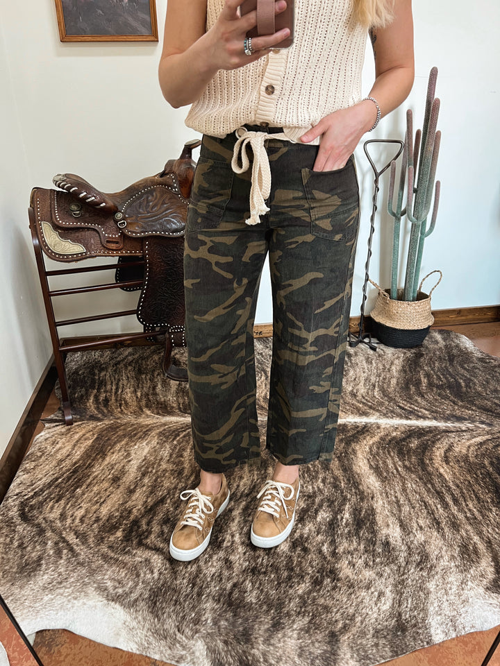Camo Barrel Jeans